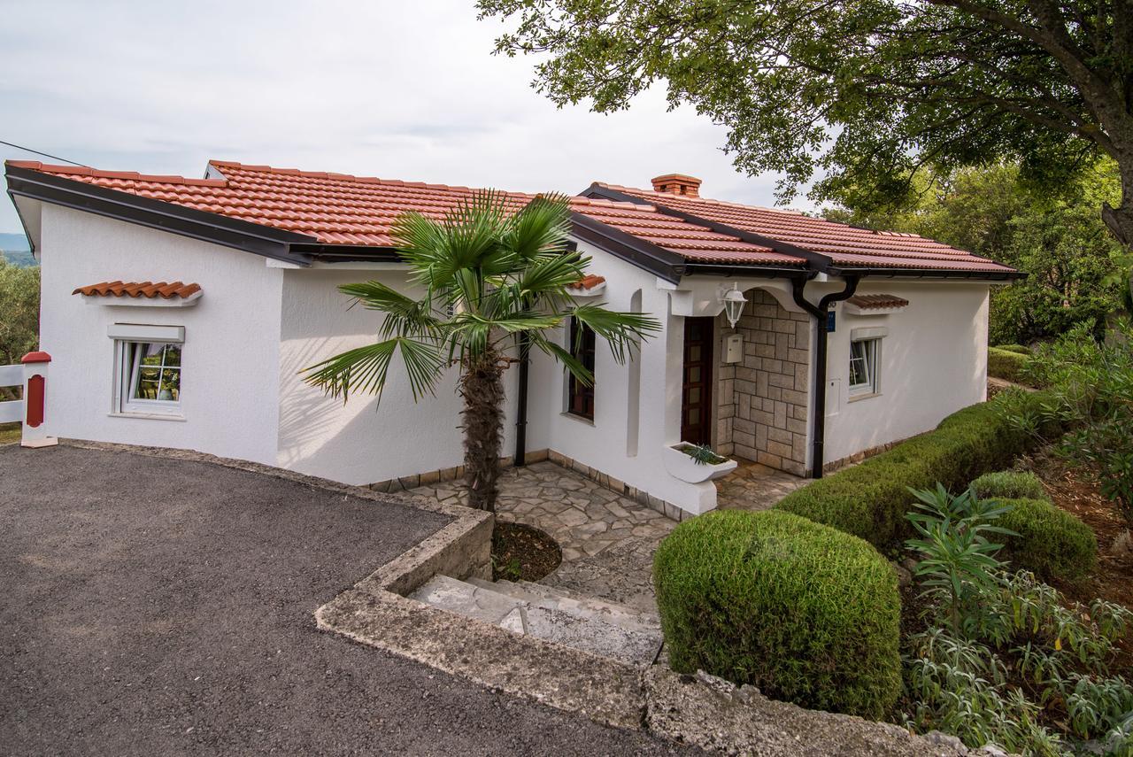 Lucy Villa Krk Town Exterior photo